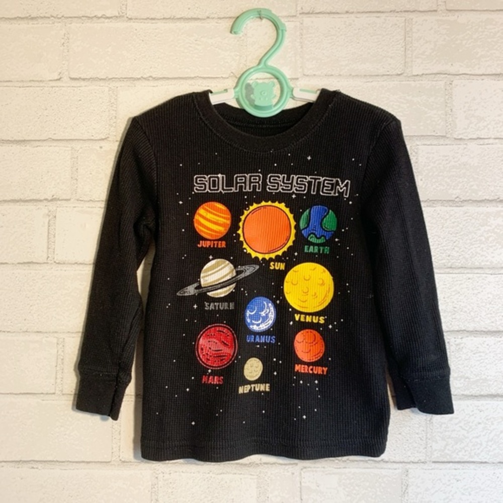 Garanimals Black Thermal Waffle Knit Solar System Planet Long Sleeve Tee 2T